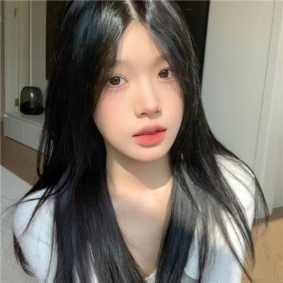 靓妹贵姓海报